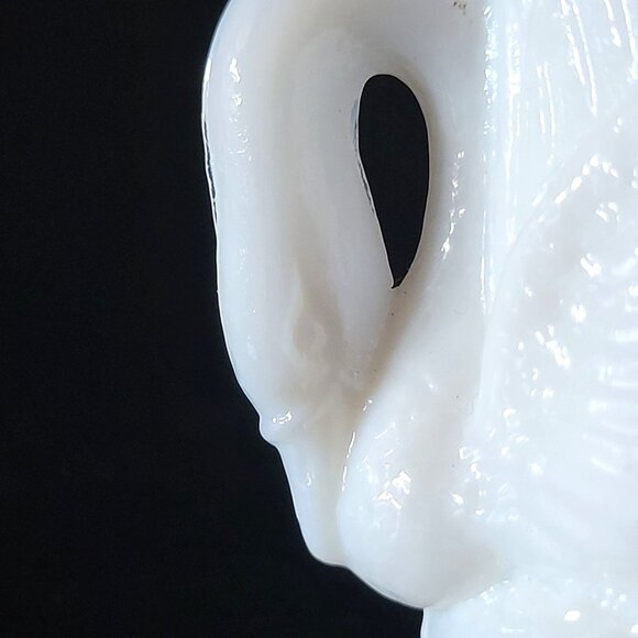 Vintage Westmoreland Milk Glass Swan Toothpick Holder Vintage Toothpick Holder - Picture 4 of 6